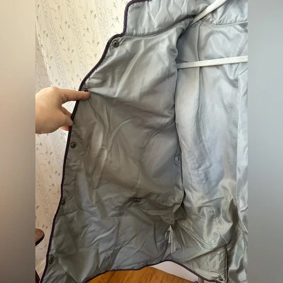 Eddie Bauer Women's Purple Quilted Jacket - Picture 8 of 10